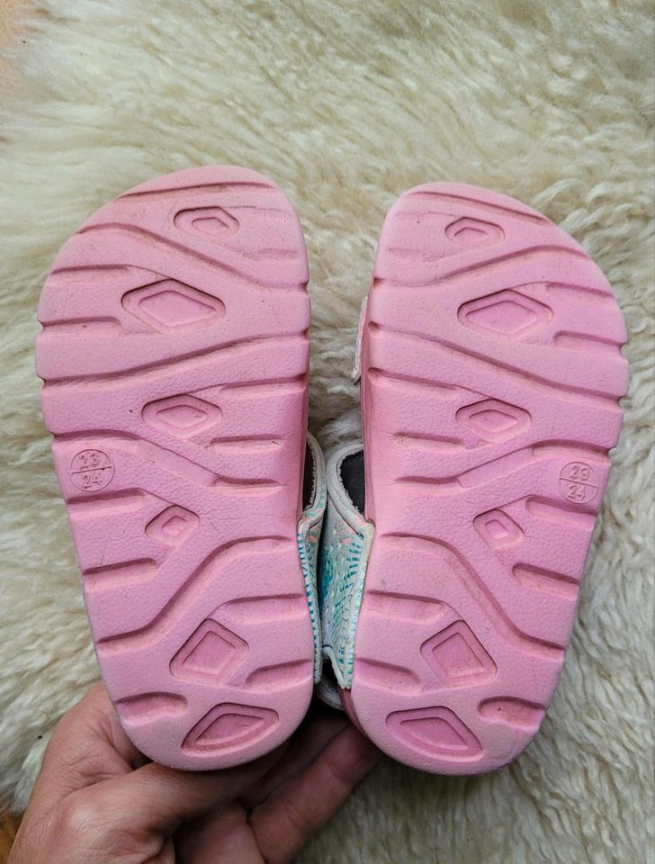 Sandalen Badeschlappen pink 23/24 in Ratingen