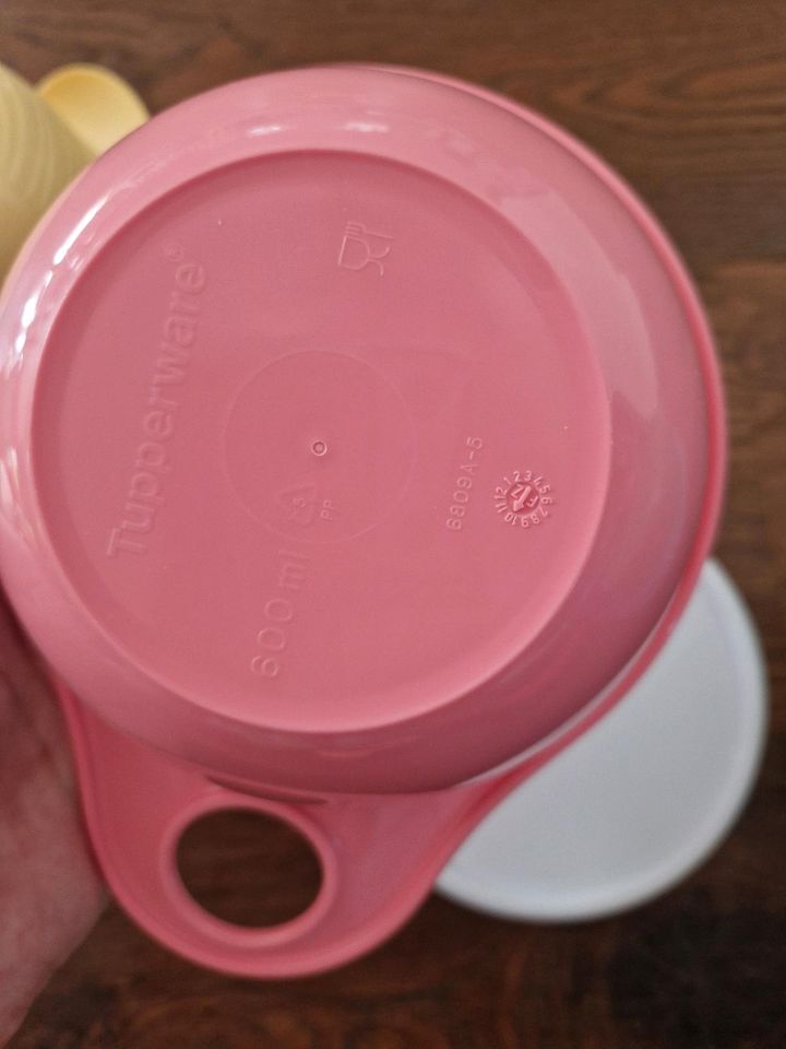 Tupperware Behälter neu pink mit Deckel Schüssel rund 600 ml in Ansbach