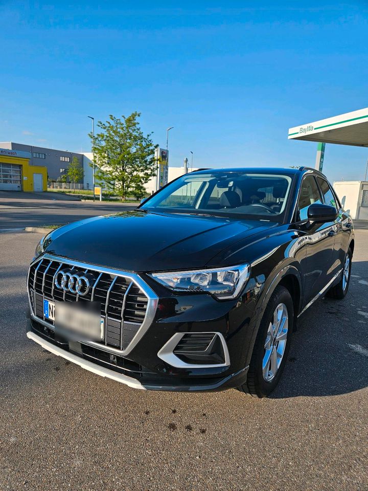 Audi Q3 Schwarz in Nördlingen