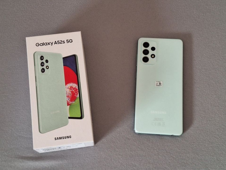 Samsung Galaxy A52s 5G in Telgte