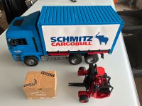 Bruder LKW Schmitz Cargobull mit Stapler - Top Zustand Hessen - Kelkheim Vorschau