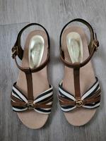 Sandalen Tom Tailor 38 NEU Niedersachsen - Rehden Vorschau