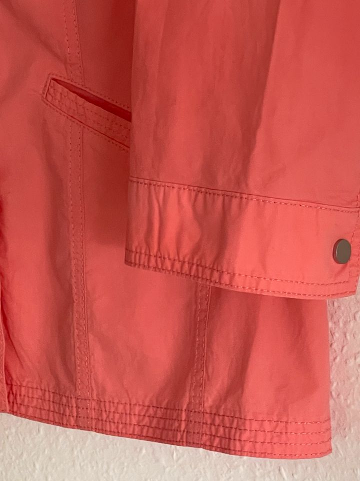 Gerry Weber Sommerjacke Leichte Jacke Baumwolle Gr.40 Korallenrot in Schorndorf