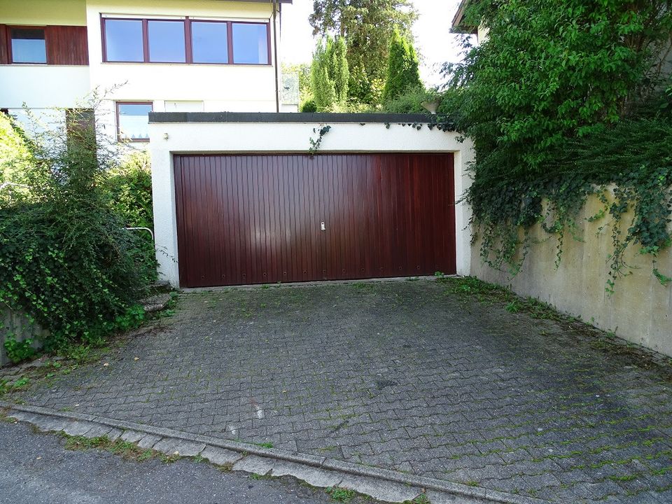 Einzigartige Lage - Unverbaubarer und traumhafter Ausblick mit herrlichem Gartenparadies! in Abstatt