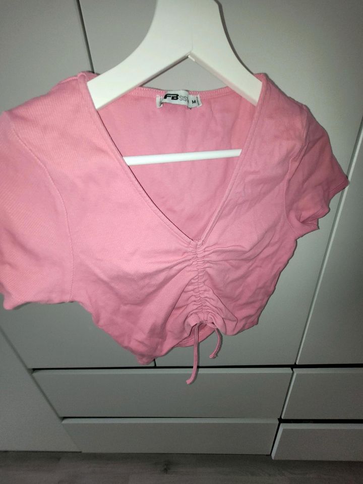 Crop Tshirt mit Raffung in Alsleben (Saale)