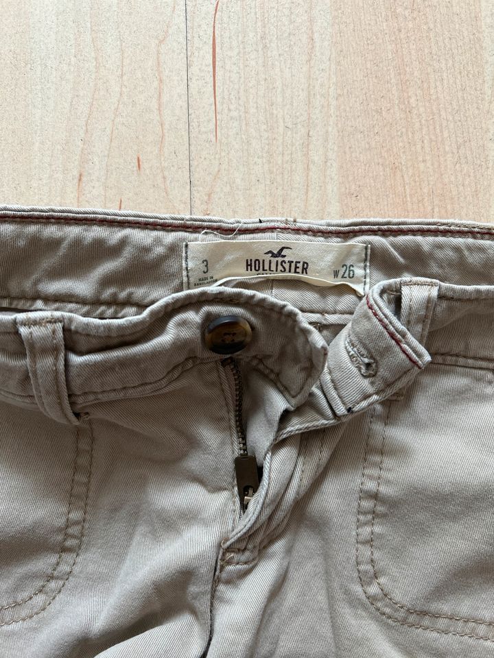 Hollister Pants short beige w26 in Köln