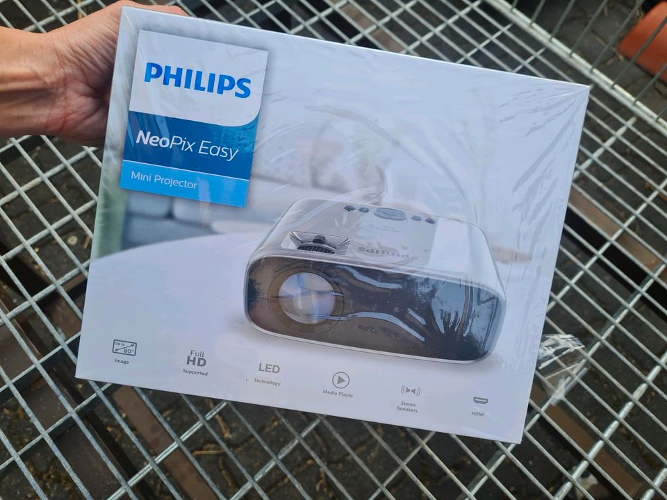 Mini - Projektor / Beamer - Philips "Neo Pix Easy+" in Lommatzsch