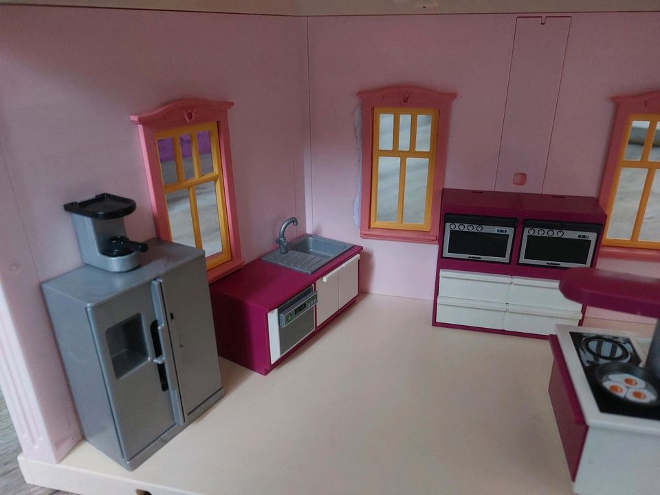 Playmobil Dollhouse inkl. Einrichtung in Itzehoe