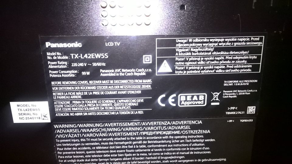 Panasonic TX-L42EW5S LED TV 42Zoll silber TOP!!! in Gera