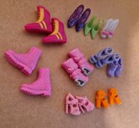 Barbie Puppen Schuhe Mattel  10 Paar Schuhe Niedersachsen - Algermissen Vorschau