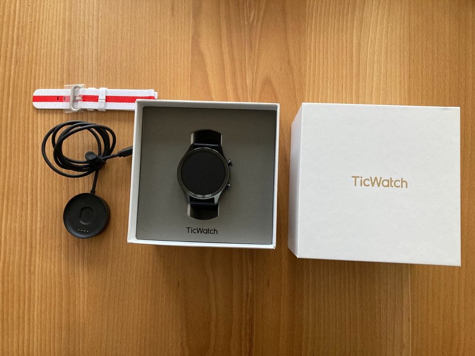 Tic watch c2 Smartwatch Ersatzarmband in Aachen