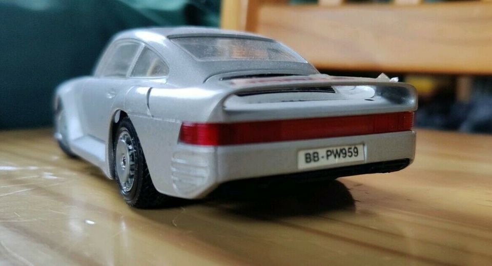 Porsche 959 Bburago 1:24 TOP in Zeulenroda