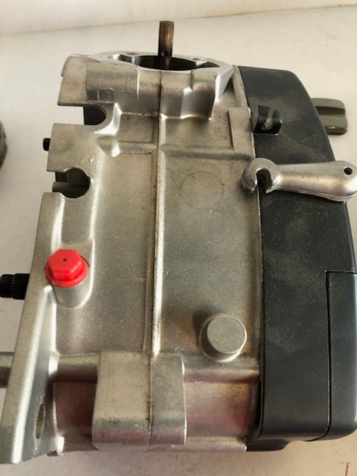 Zundapp motorblock 4-gang NOS original neu sechskant type 529 in Soest