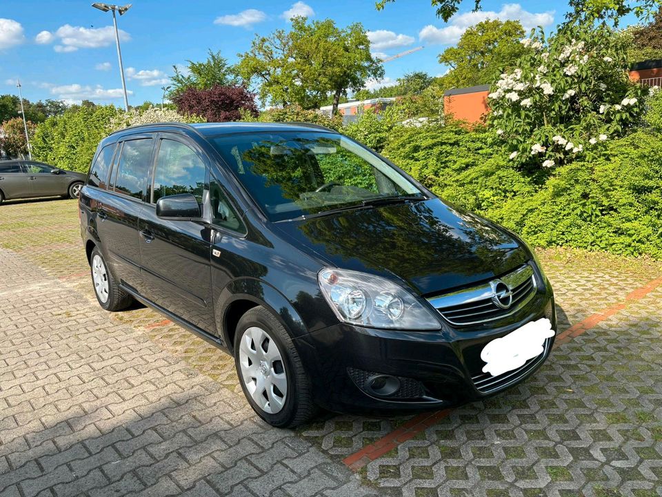 Opel Zafira 1.8 Benzin 7 Sitzer AHK Klima sehr gepflegt in Lohne (Oldenburg)