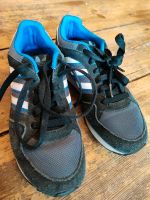Adidas Schuhe Sneaker Turnschuhe schwarz blau Schnürschuh Friedrichshain-Kreuzberg - Friedrichshain Vorschau