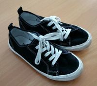 H&M Mädchen Canvas Sneaker Schwarz Weiß Gr. 35 Nordrhein-Westfalen - Emsdetten Vorschau