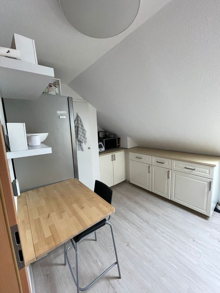 3-Zimmer Dachgeschoss-Wohnung in Adelebsen direkt in Adelebsen