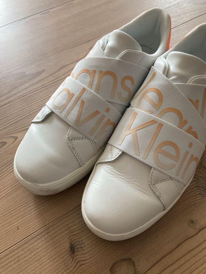 Calvin Klein sneakers in Teublitz