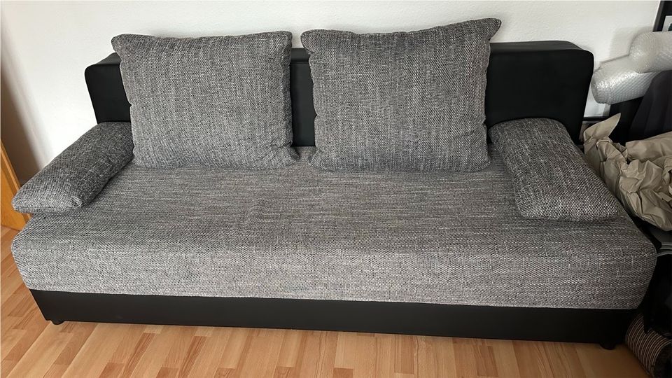 Sofa / Couch / Gästebett / Gästesofa / Schlafsofa / Schlafcouch in Bochum