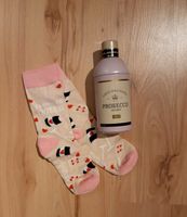 Proseccoflasche mit Socken Größe 36-40 Geschenkidee Hessen - Vellmar Vorschau