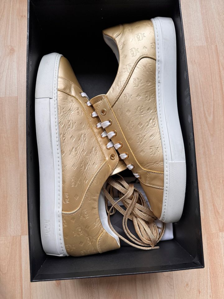 MCM Leder Sneaker Gold Neuwertig in Rückersdorf