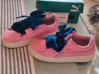 Puma Turnschuhe, Lack rosa, wie neu, zuckersüß, Gr 27, top Nordrhein-Westfalen - Bönen Vorschau