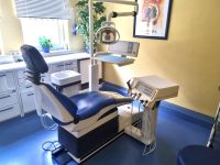 Zahnarztstuhl Behandlungsstuhl Zahnarztpraxis Niedersachsen - Einbeck Vorschau