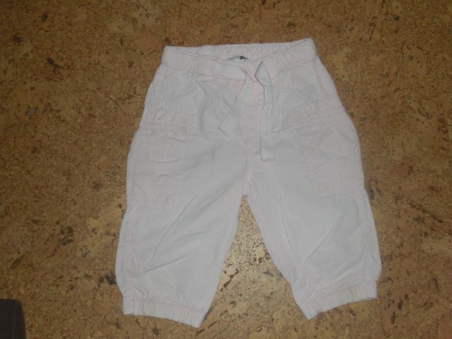 H&M kurze Hose Capri Hose Mädchen gr. 98 - 104 in Negenborn