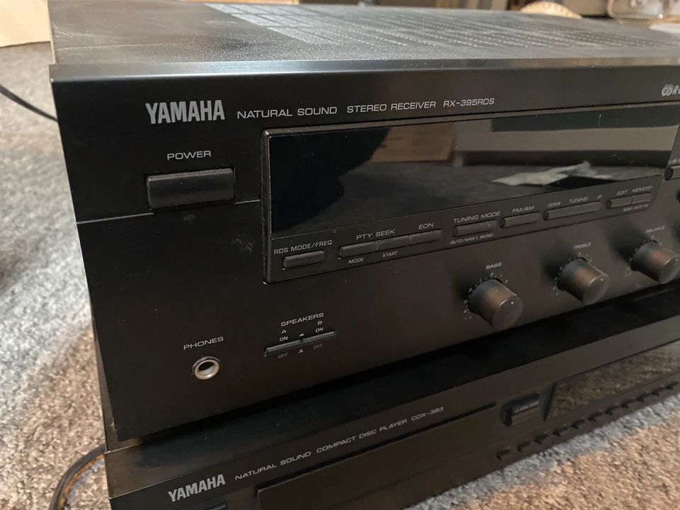 Yamaha CD Player CDX-393 Yamaha Sound Stereo Receiver RX-395RDS in Delmenhorst