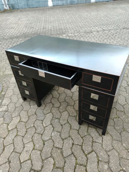 Chinesischer Designer Luxus Schreibtisch/Klavierlack in Düsseldorf - Bezirk  3 | Kunst und Antiquitäten gebraucht kaufen | eBay Kleinanzeigen ist jetzt  Kleinanzeigen