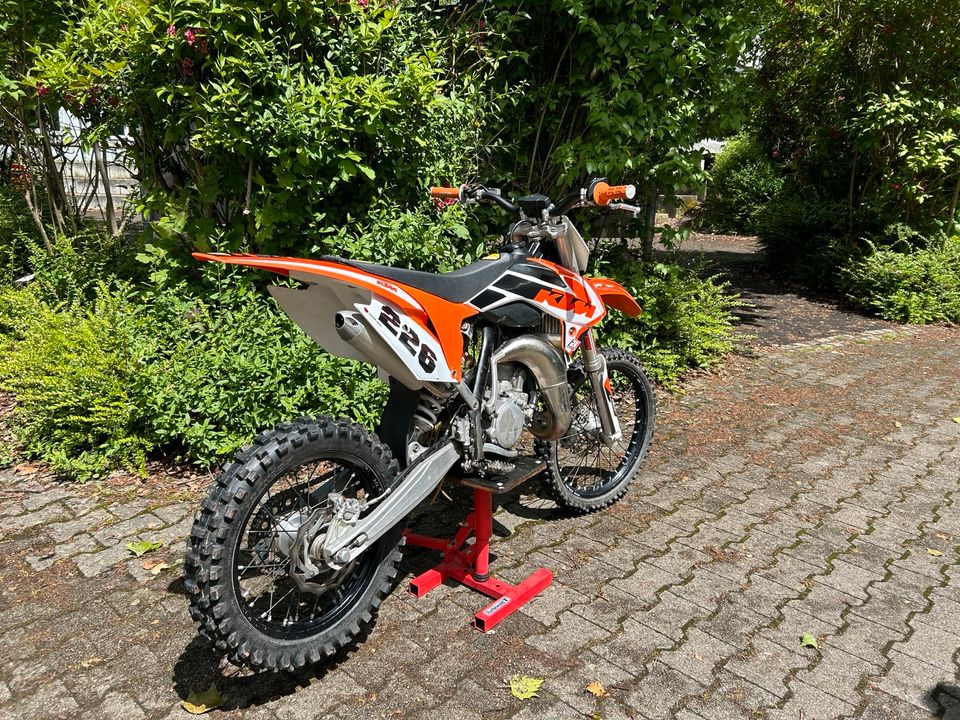 KTM 85 SX Großrad 19/16 2016 Top Preis. in Backnang