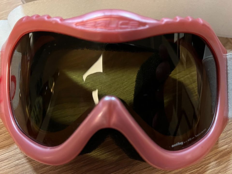 Skibrille Kinder Mädchen Hello Kitty gebraucht in Mammendorf