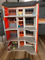 Playmobil City life Kinderklinik 4 Etagen Nordrhein-Westfalen - Neuss Vorschau