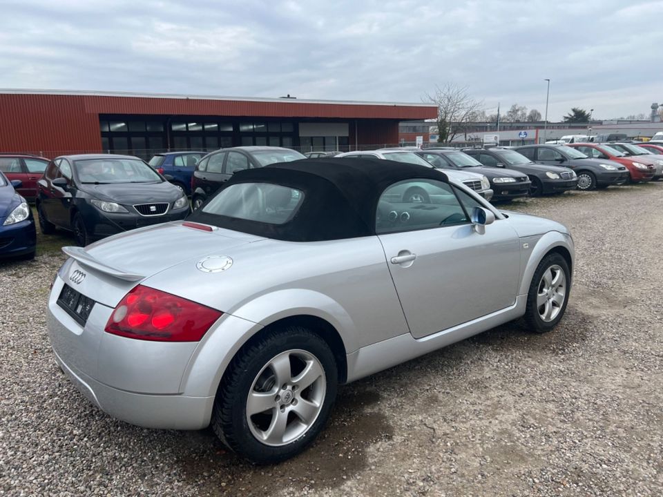 Audi TT Roadster 1.8T 132 kW in Elmshorn