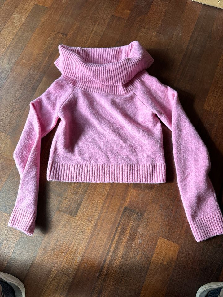 Reserved Damenstrickpullover Gr.S pink in Hemmingen