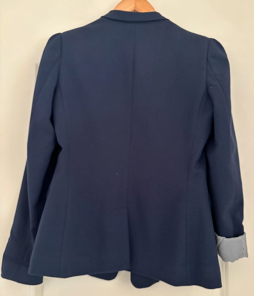 Sisley Blazer dunkelblau Gr. 36 in Recklinghausen