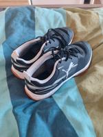 Puma Sneaker Turnschuhe Gr. 37 Mülheim - Köln Stammheim Vorschau