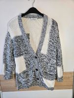 Closed Strickjacke grau weiß Übergang Cardigan Jacke Oversize S Niedersachsen - Stade Vorschau