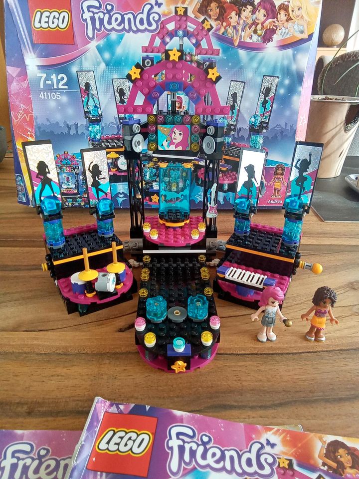 Lego Friends - Popstar-Showbühne Nr. 41105 mit 2 Minifiguren in Bruchsal