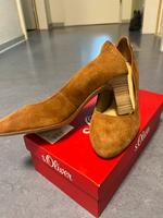 Pumps aus Veloursleder Baden-Württemberg - Lauda-Königshofen Vorschau