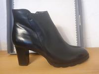 Regarde de Ceil Damen Stiefelette mit Absatz, schwarz, Gr. 38 NEU Nordrhein-Westfalen - Lippetal Vorschau