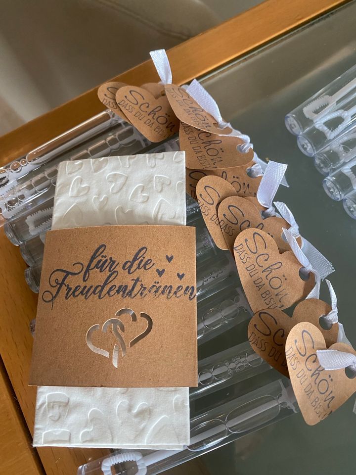 Freudentränen Taschentücher Hochzeit , Feiern , Vintage in Gierschnach