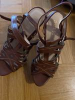Guess high heels braun neu ungetragen 7M Größe 37,5 Rheinland-Pfalz - Kaiserslautern Vorschau