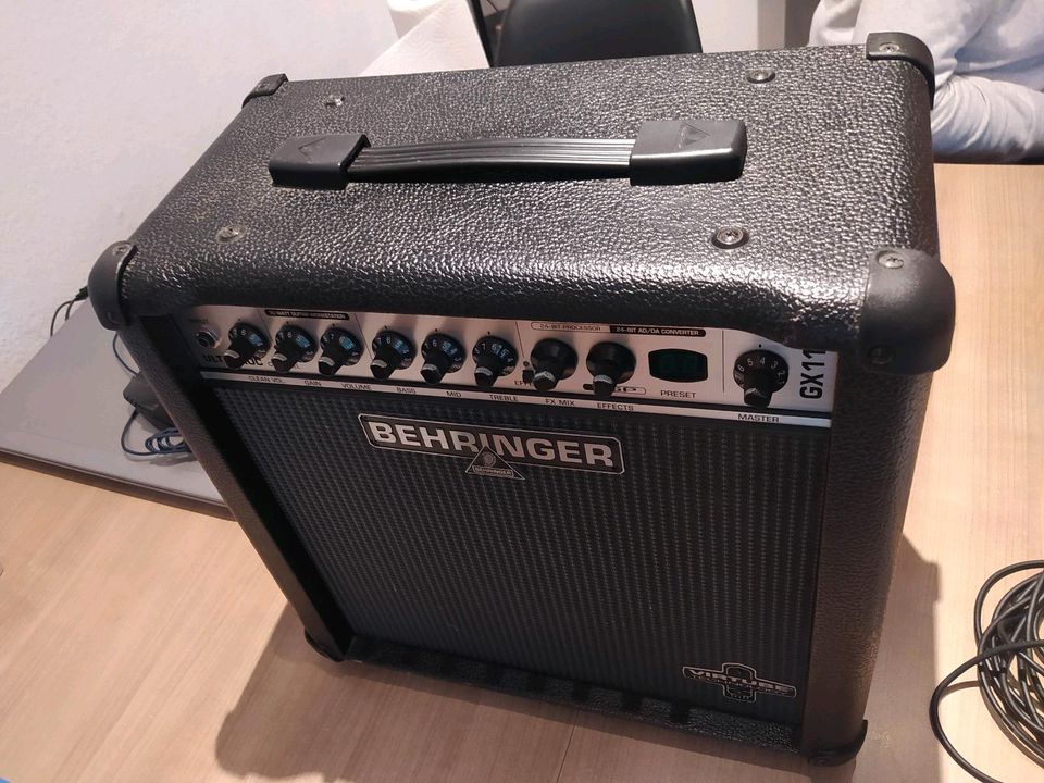 Amp Behringer Ultraroc gx 110 in Lennestadt