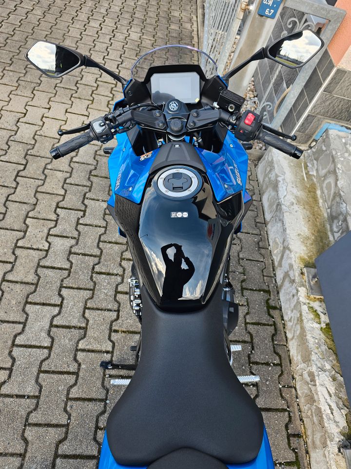 Suzuki GSX- 8R 4 Jahre Garantie Inklusive in Grüna (Sachsen)