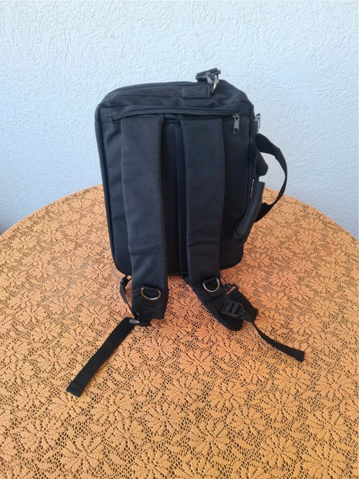 Tasche / Rucksack / Laptoptasche / Multifunktionstasche in Görlitz