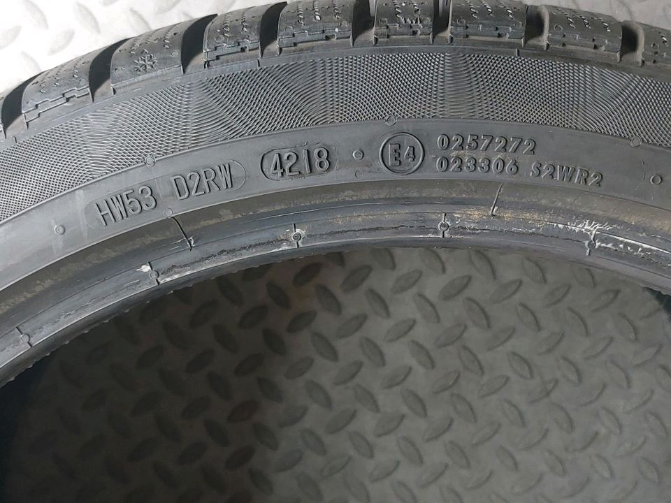 2x Winterreifen 295/30R19 100W Continental TS830P neuw.8mm +TOP+ in Hattingen