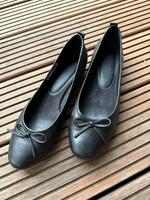 Tamaris, Ballerina, Gr. 40, schwarz, neuwertig Kr. München - Ottobrunn Vorschau