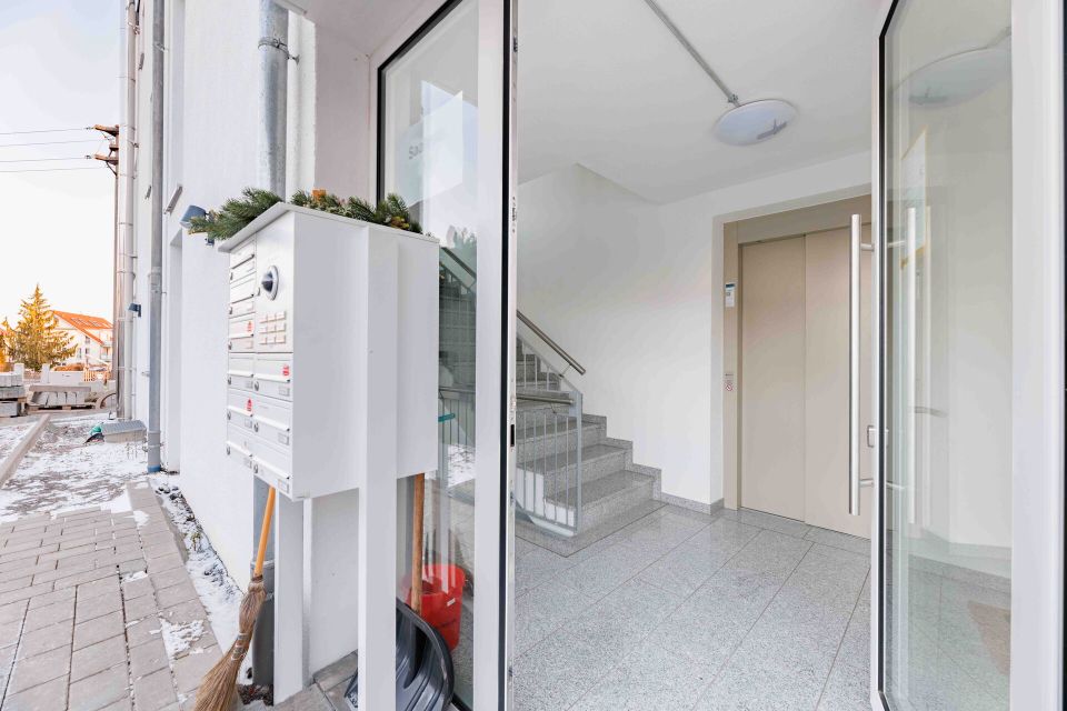 4-Zi-Penthousewohnung | Dachterrasse | TG-Stellplatz | Aufzug | BJ 2020 | ca. 104 m² Wohnfläche in Herrenberg