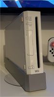 Wii Konsole mit Zubehör Nordrhein-Westfalen - Krefeld Vorschau